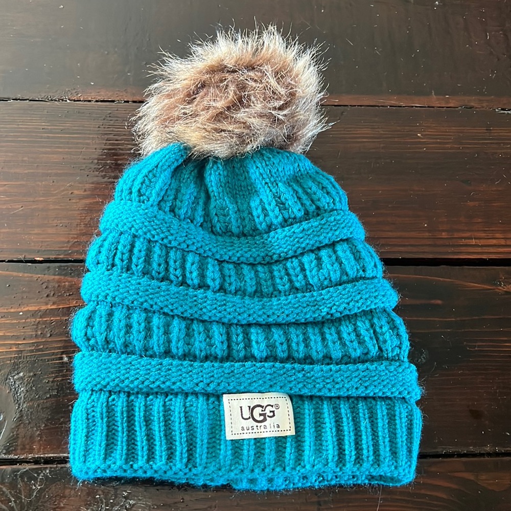 Ugg Knit Ribbed Cable Beanie Hat, Faux
Fur Pom, Fleece Lined, Teal Green